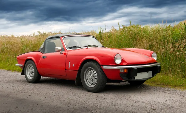 renovatiopn voiture anciennes à Saint-Germain-de-la-Grange près de Plaisir dans les Yvelines 78